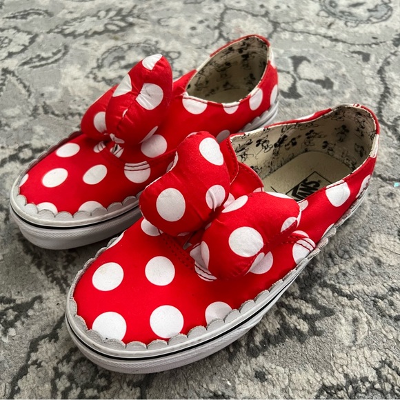 Vans Girls X Disney Authentic Gore red spot sneakers Size 2.5 - Picture 3 of 10